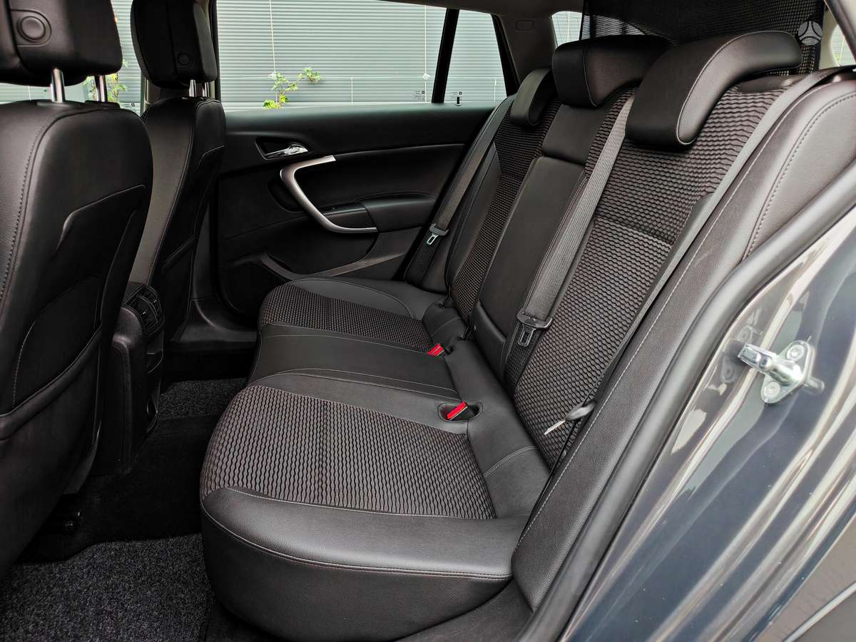 Opel Insignia 2015 — photo 23
