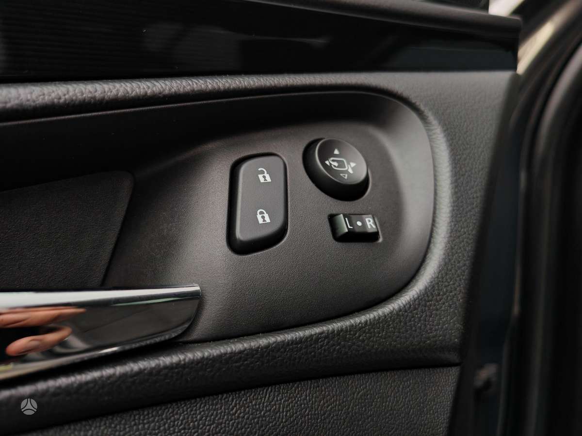 Opel Insignia 2015 — photo 26
