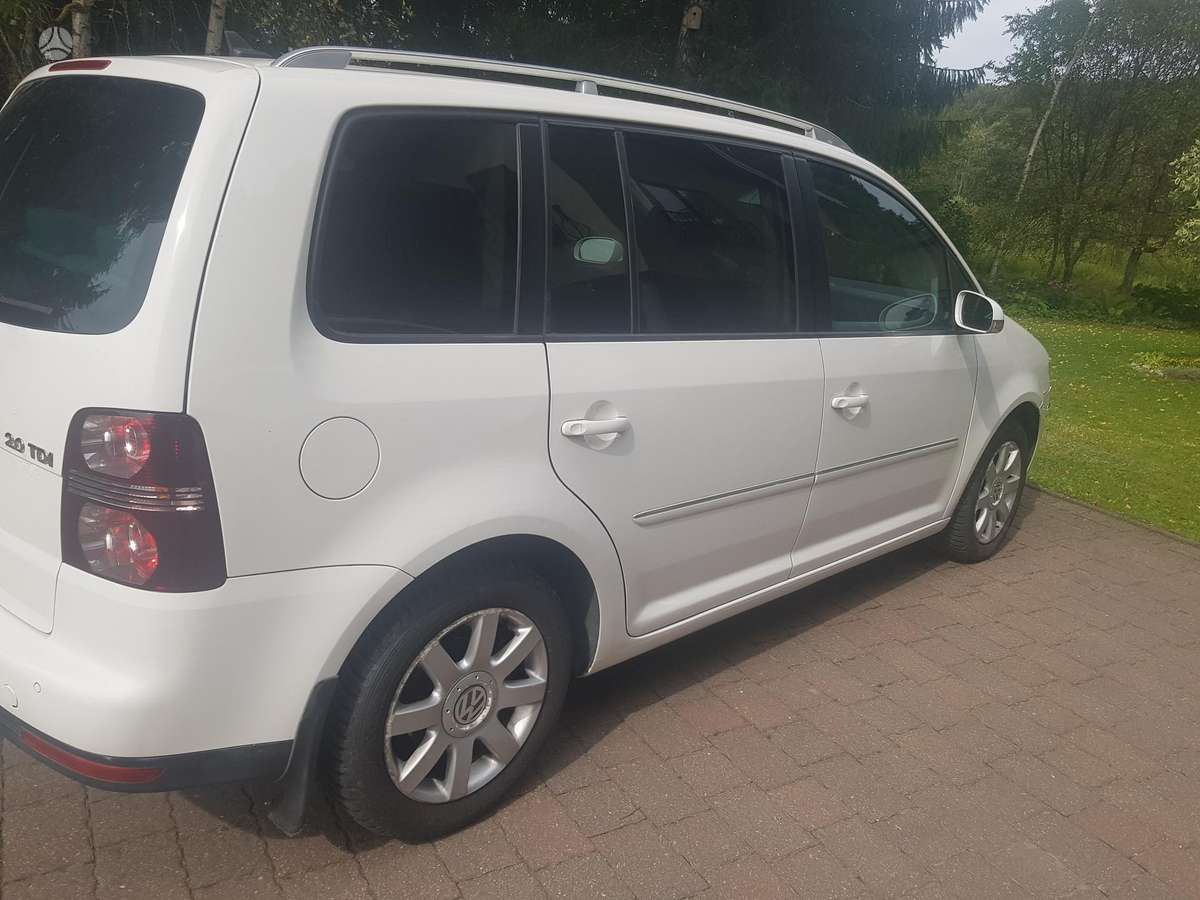 Volkswagen Touran 2008 — photo 6