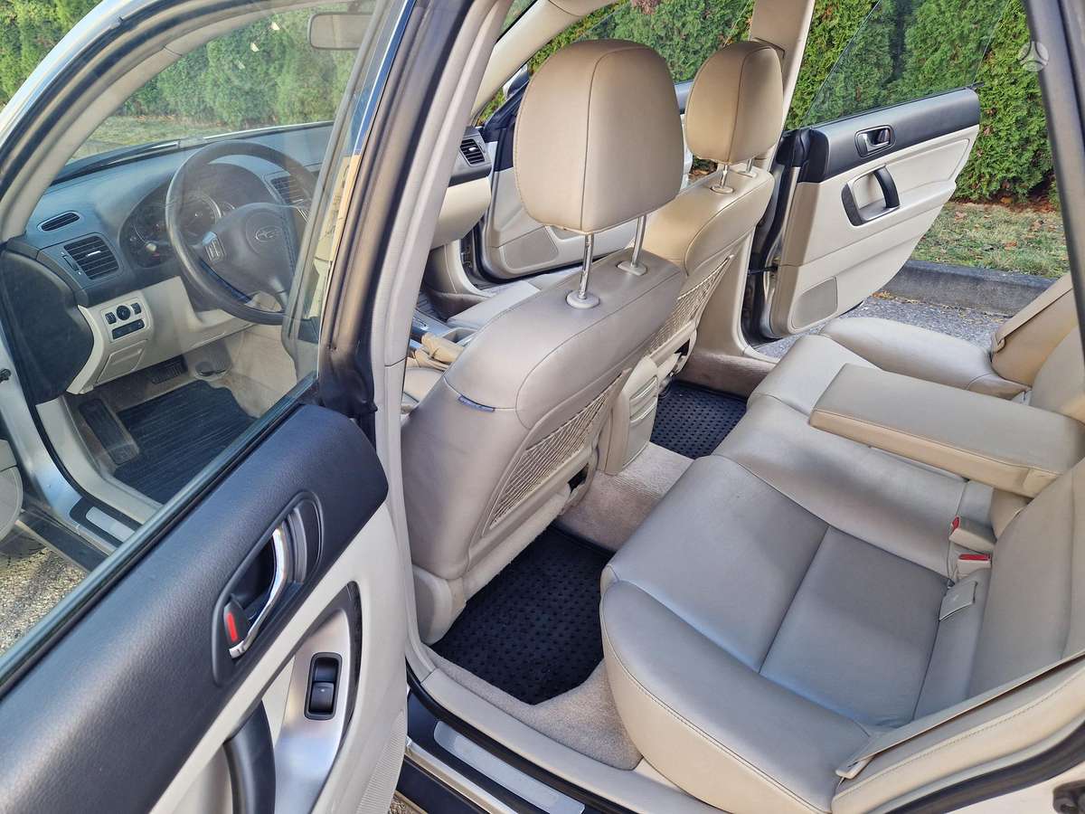 Subaru Outback 2006 — photo 11