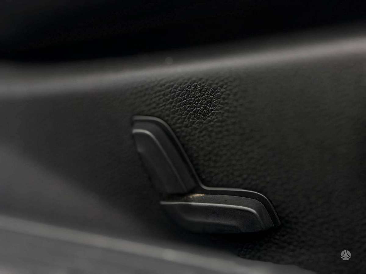 Mercedes-Benz C220 2011 — photo 19