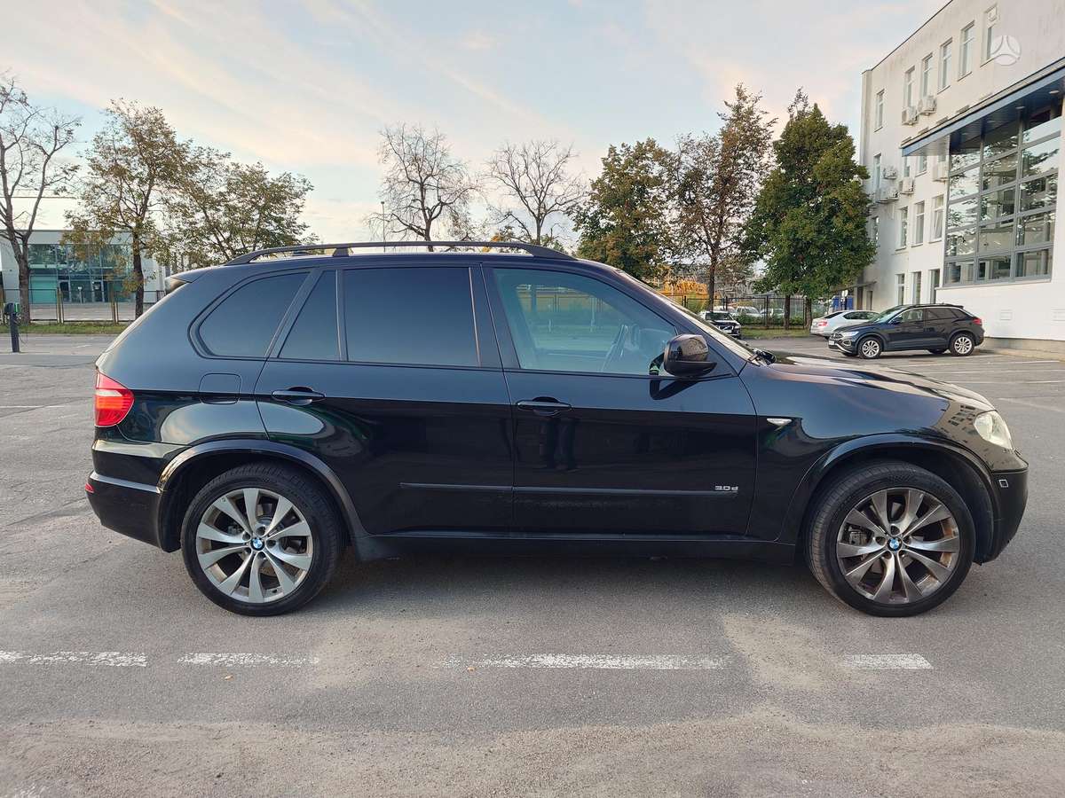 BMW X5 2007 — вигляд ззаду