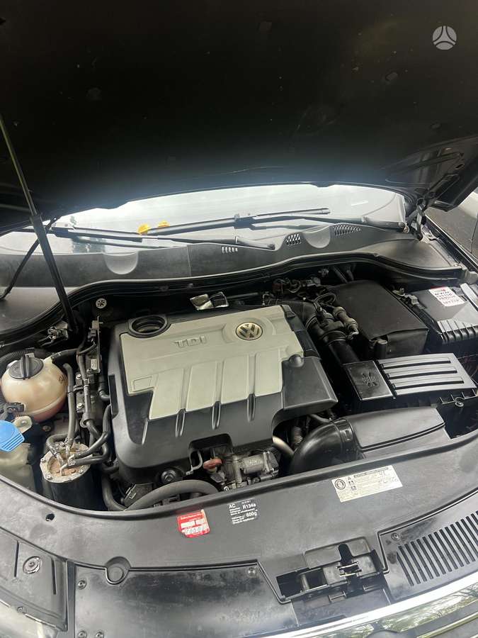 Volkswagen Passat 2009 — photo 10