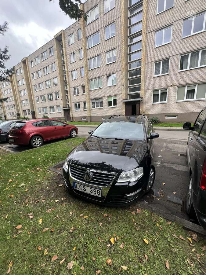 Volkswagen Passat 2009 — photo 12