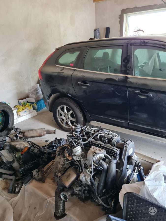 Volvo XC60 2011 — photo 5