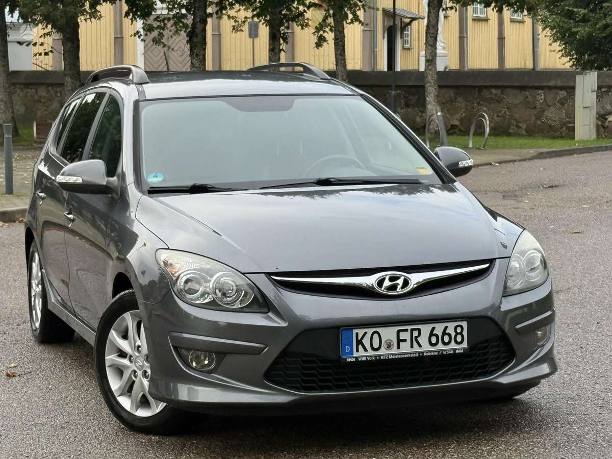 Hyundai i30 2011 — vehicle for AFU Ukraine