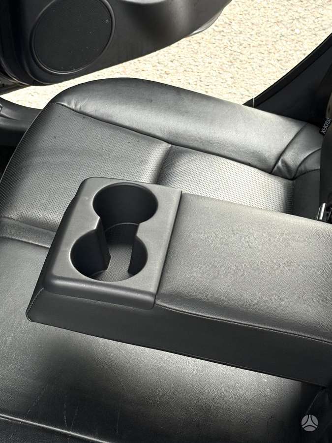 Hyundai i30 2011 — photo 36