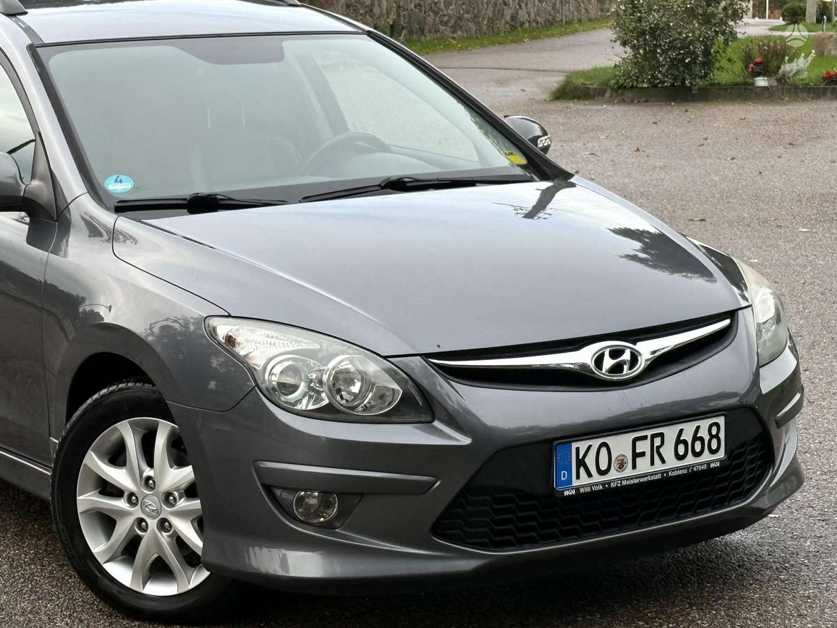 Hyundai i30 2011 — photo 6