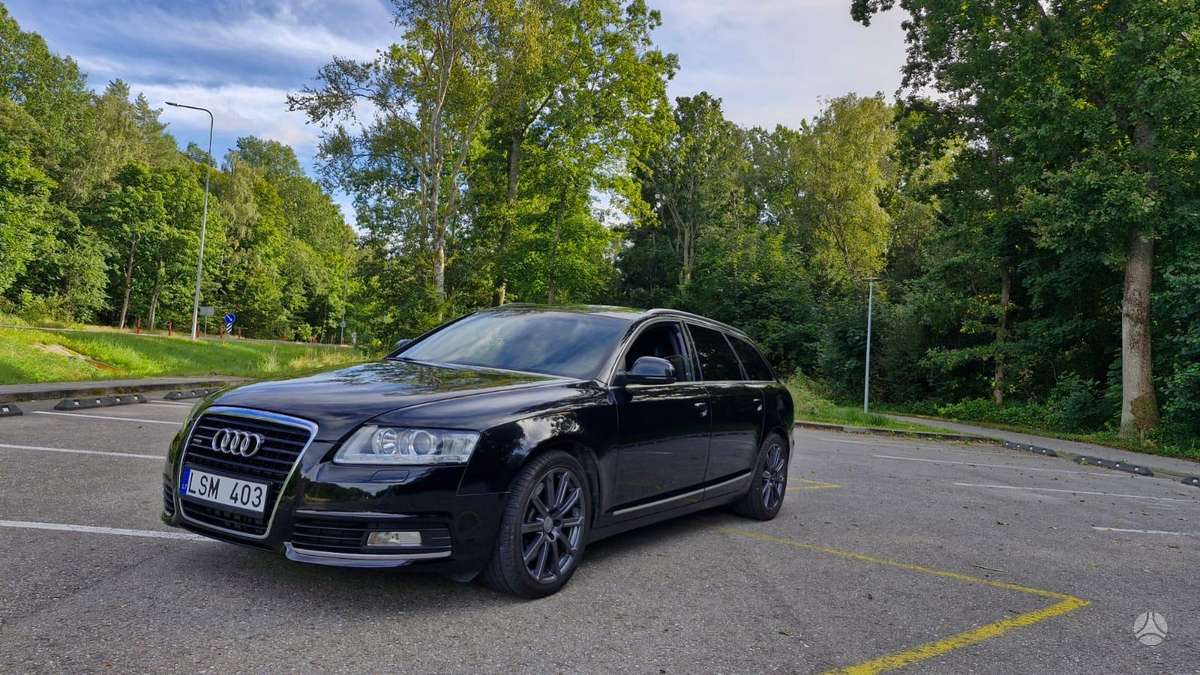 Audi A6 2010 — rear view