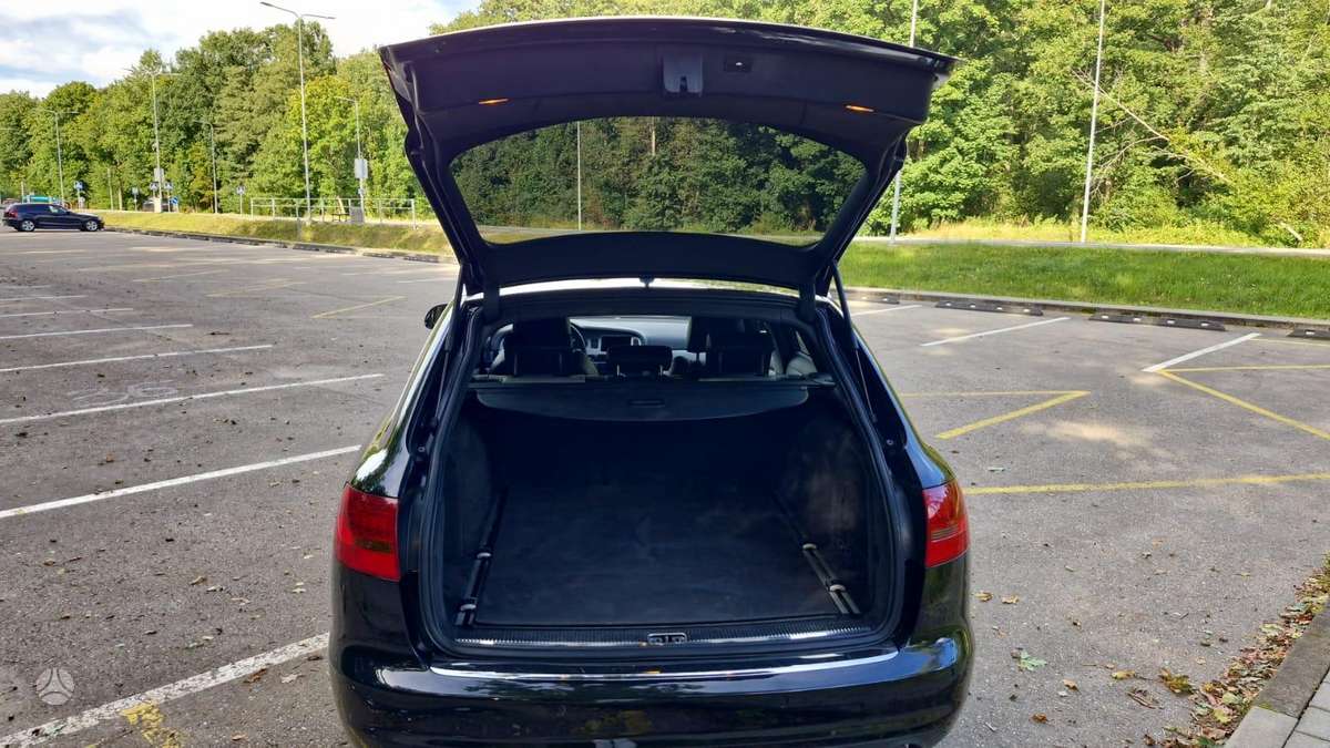 Audi A6 2010 — photo 5