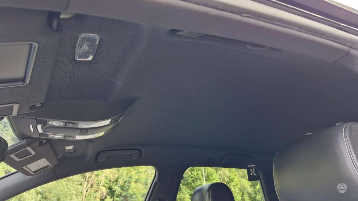 Audi A6 2010 — photo 9