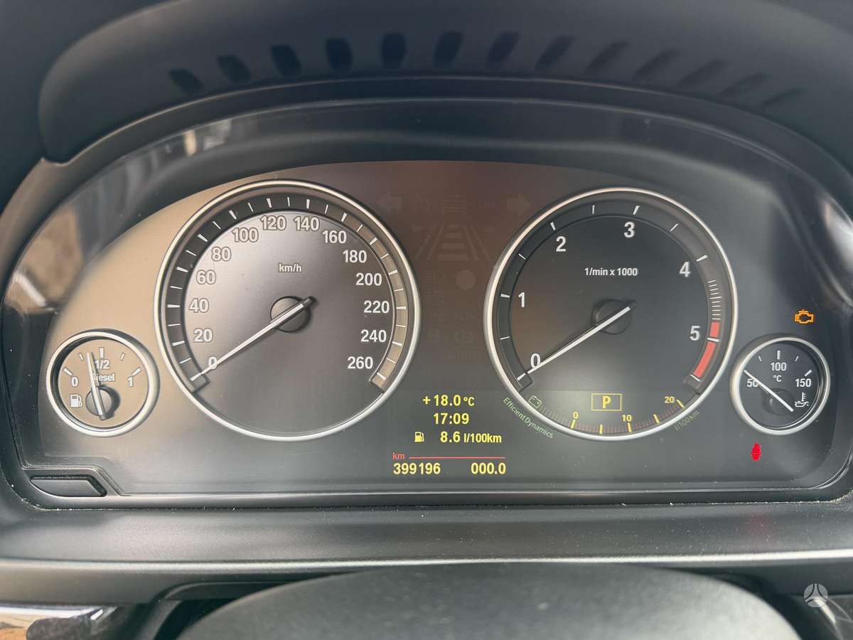 BMW 530 2011 — photo 19