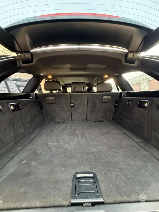 BMW 530 2011 — photo 28