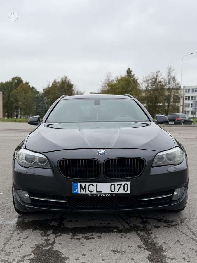 BMW 530 2011 — photo 5