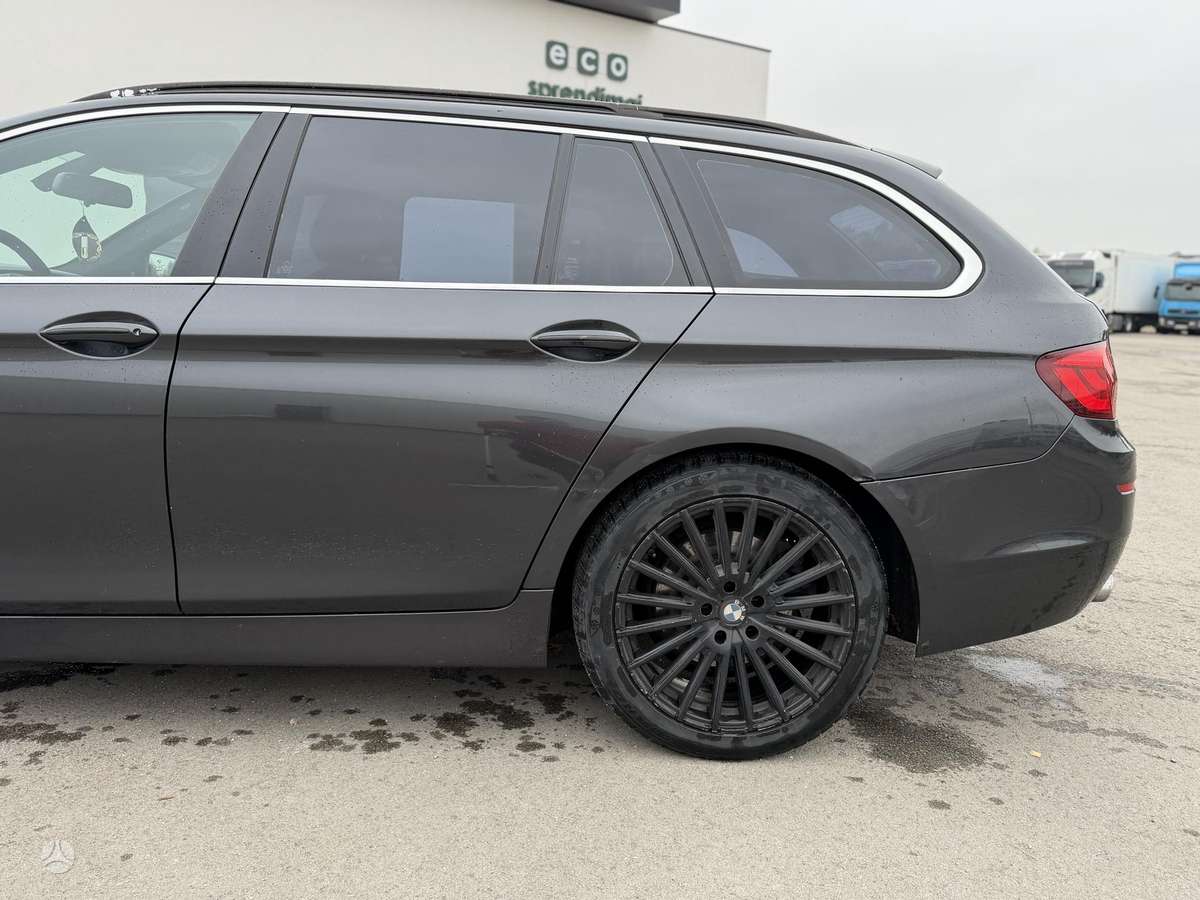 BMW 530 2011 — photo 8