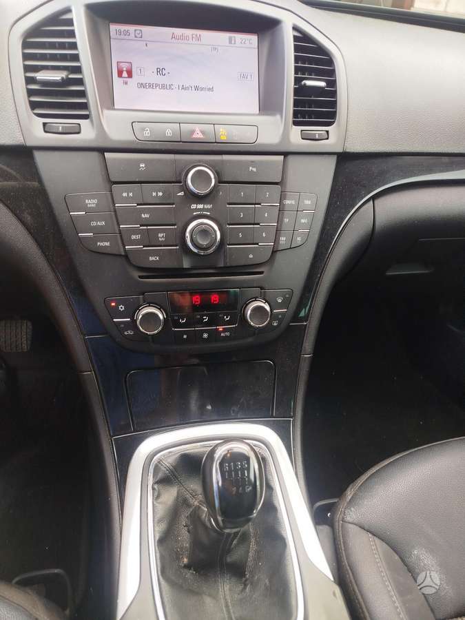 Opel Insignia 2012 — photo 9