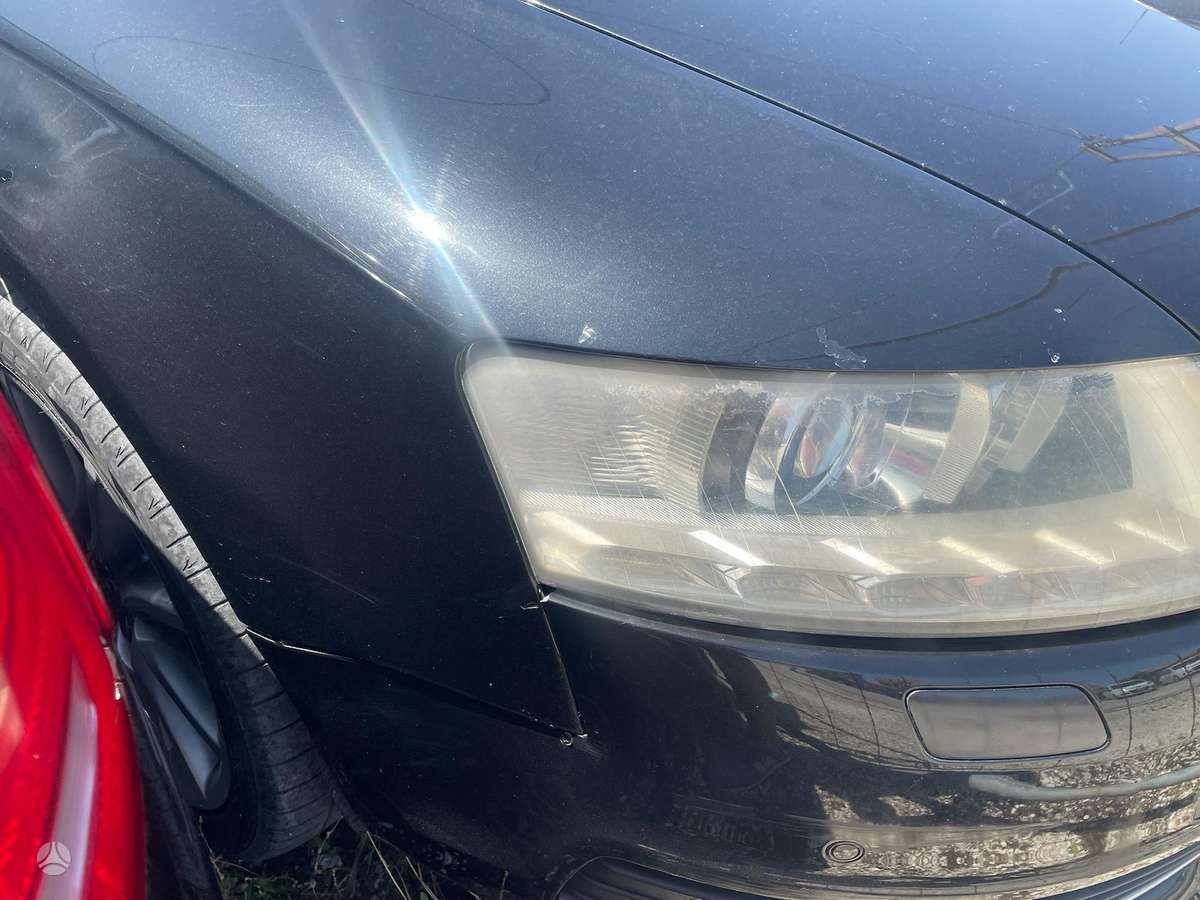 Audi A6 2011 — вигляд ззаду