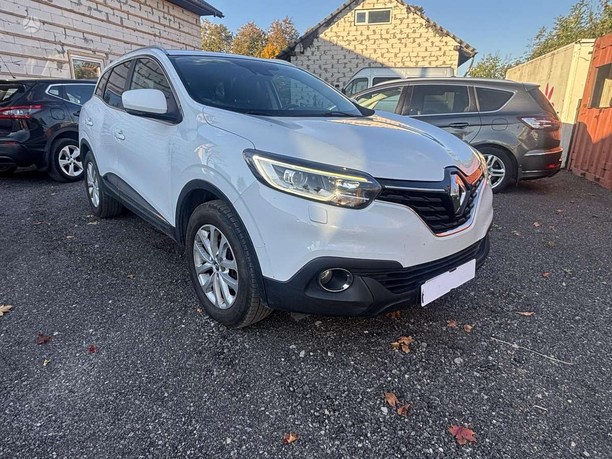 Renault Kadjar 2015 — rear view