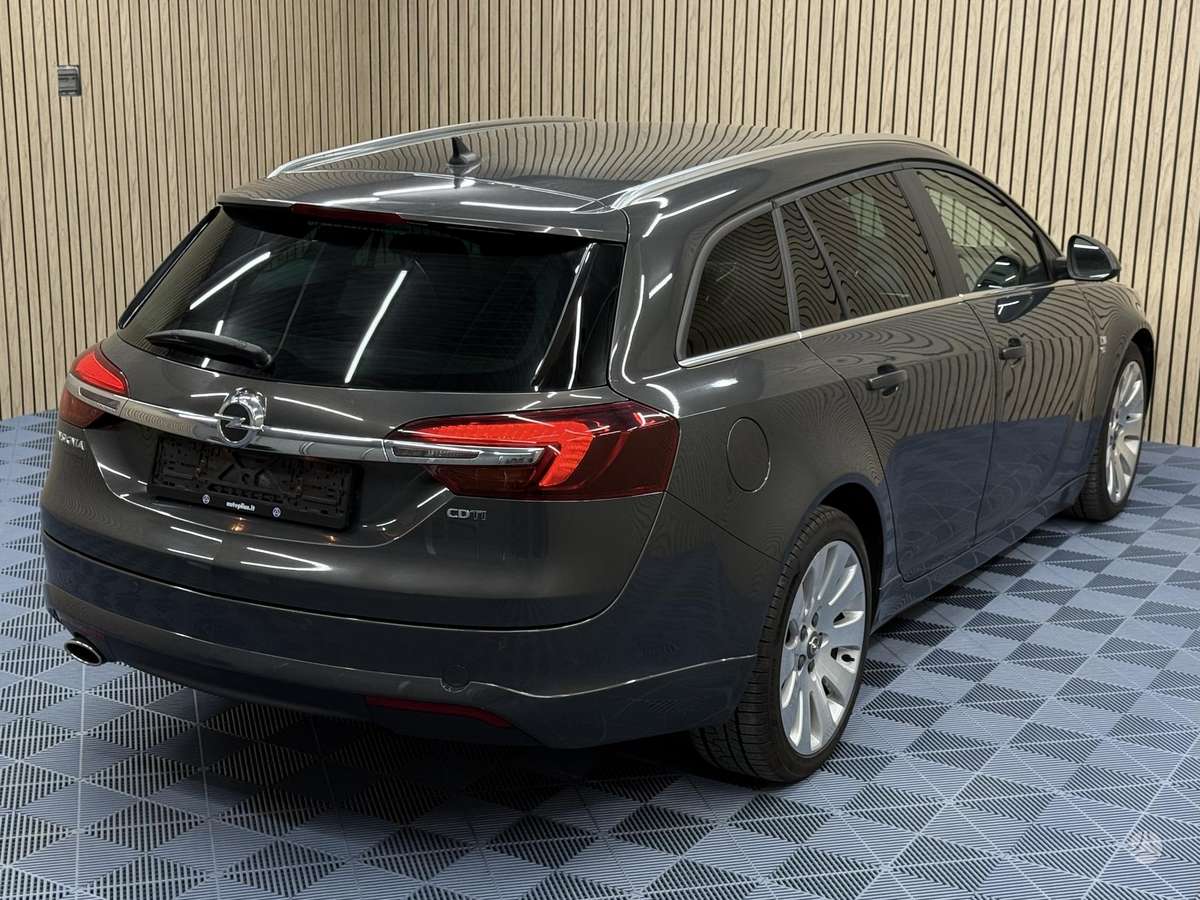 Opel Insignia 2014 — photo 12