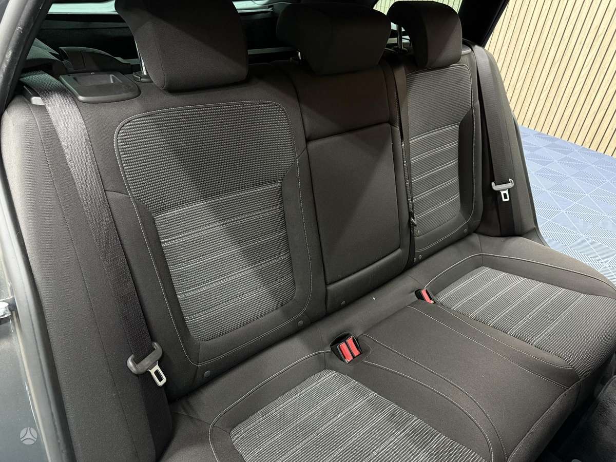Opel Insignia 2014 — photo 16