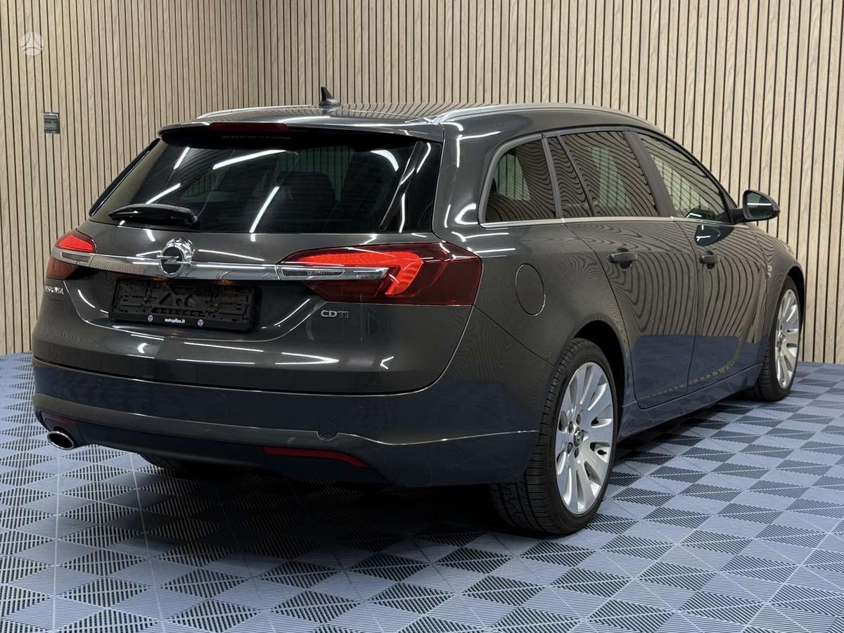 Opel Insignia 2014 — photo 8