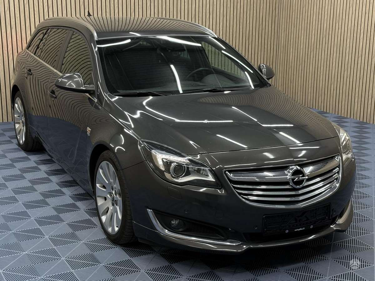 Opel Insignia 2014 — photo 9