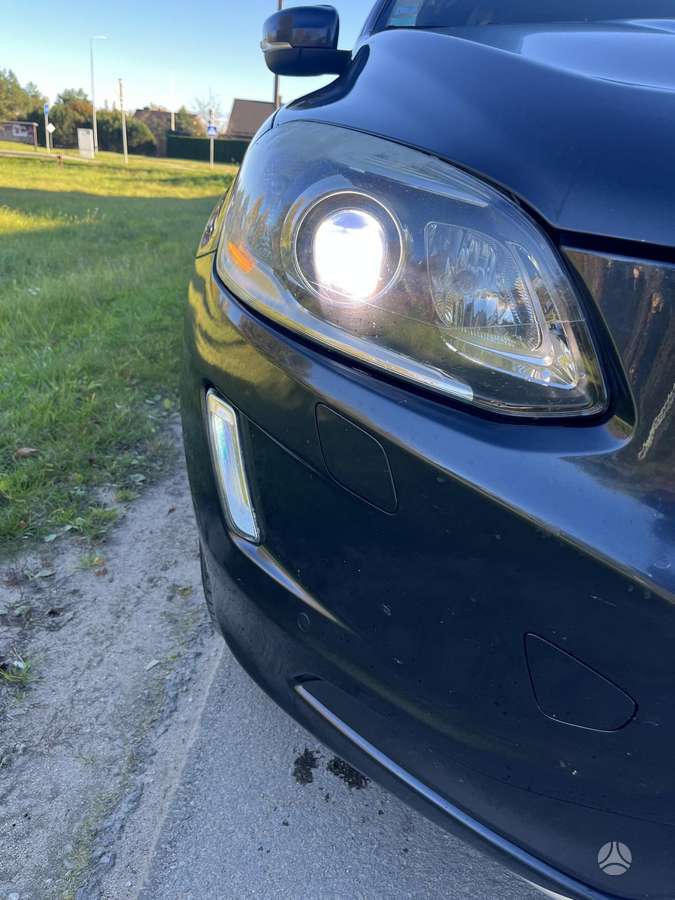 Volvo XC60 2014 — photo 13