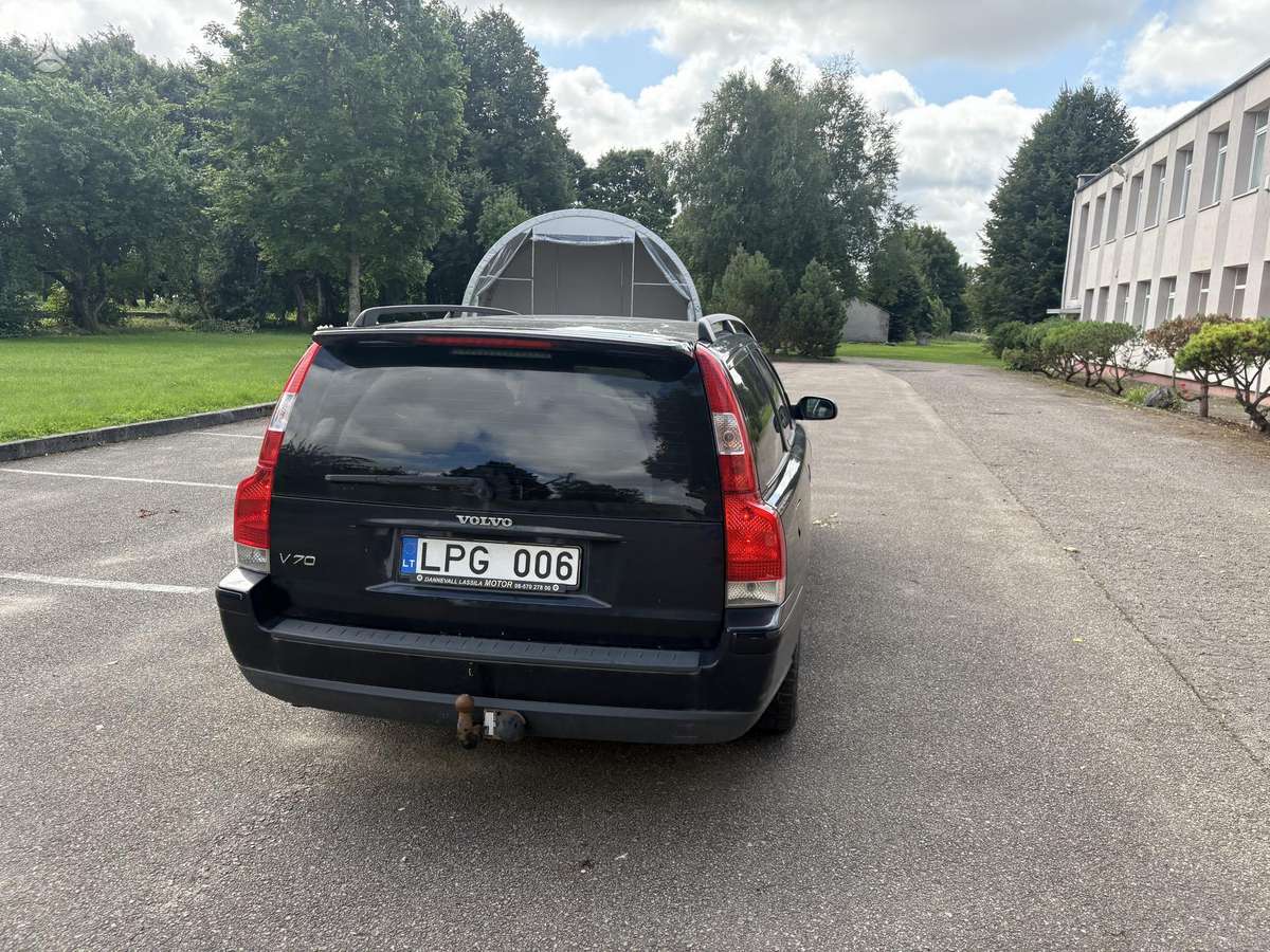 Volvo V70 2005 — двигун 2400 cm³, 170 HP (125kW)