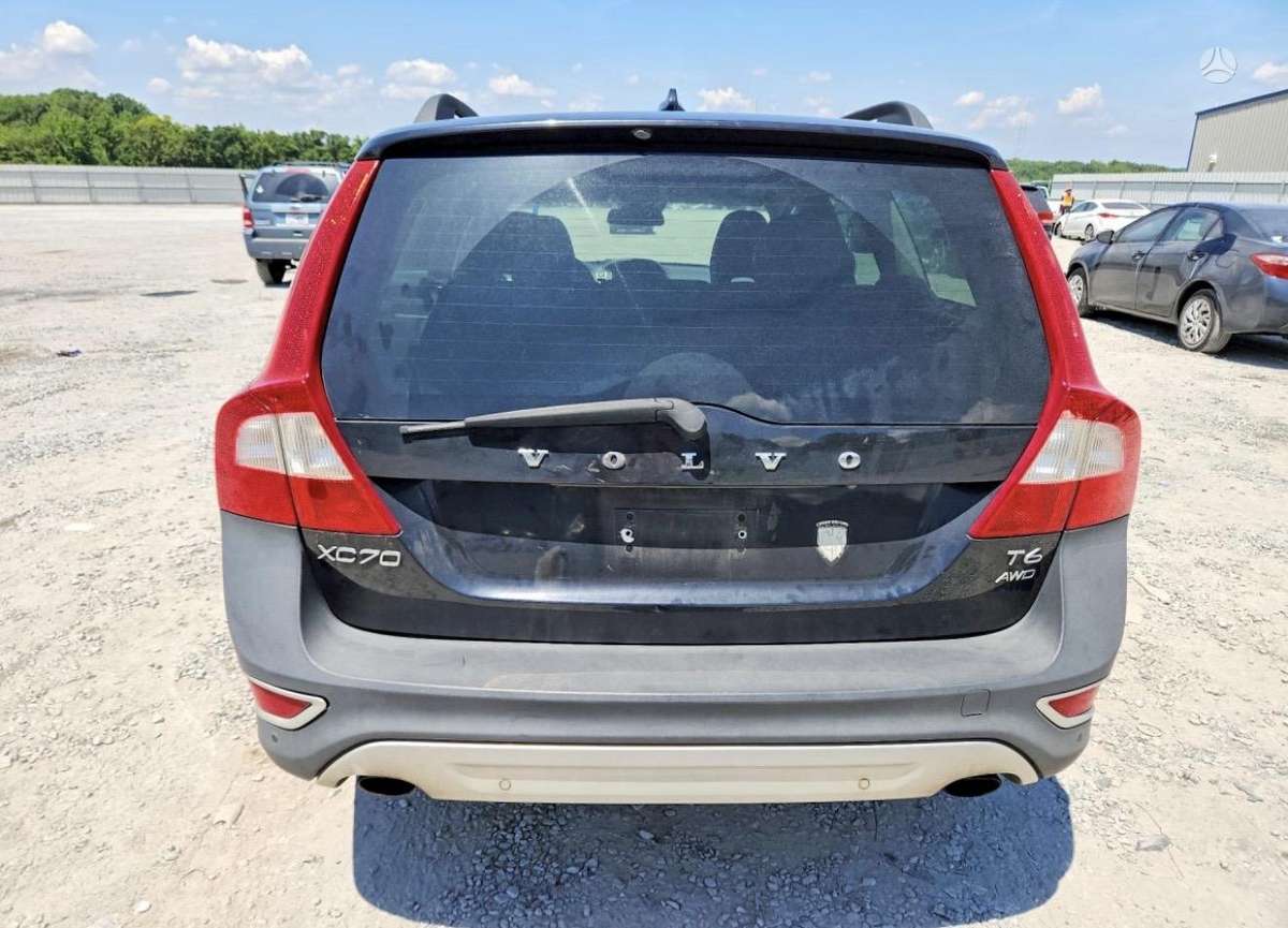Volvo XC70 2013 — photo 6
