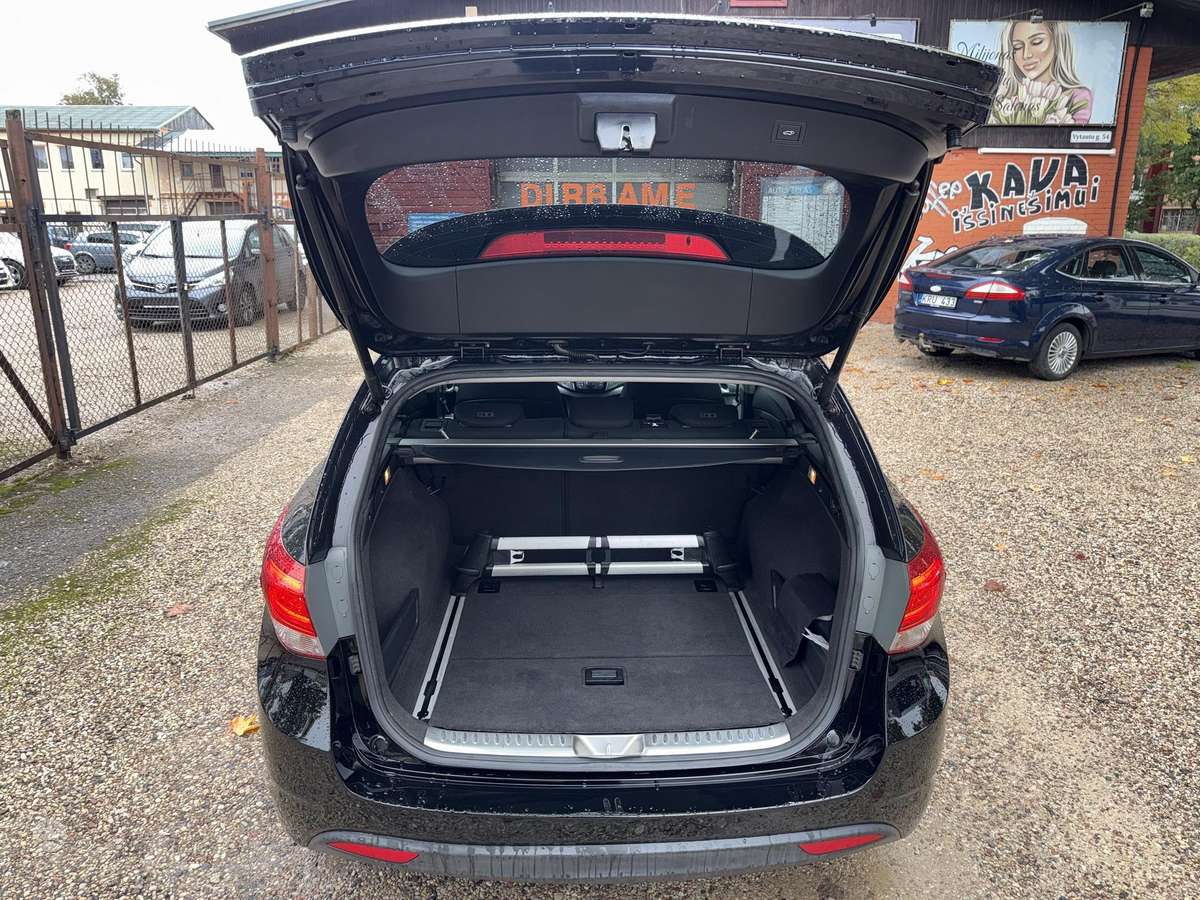 Hyundai i40 2014 — photo 11