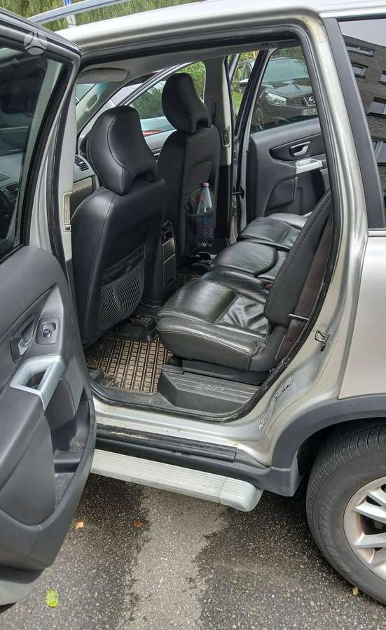 Volvo XC90 2004 — photo 12
