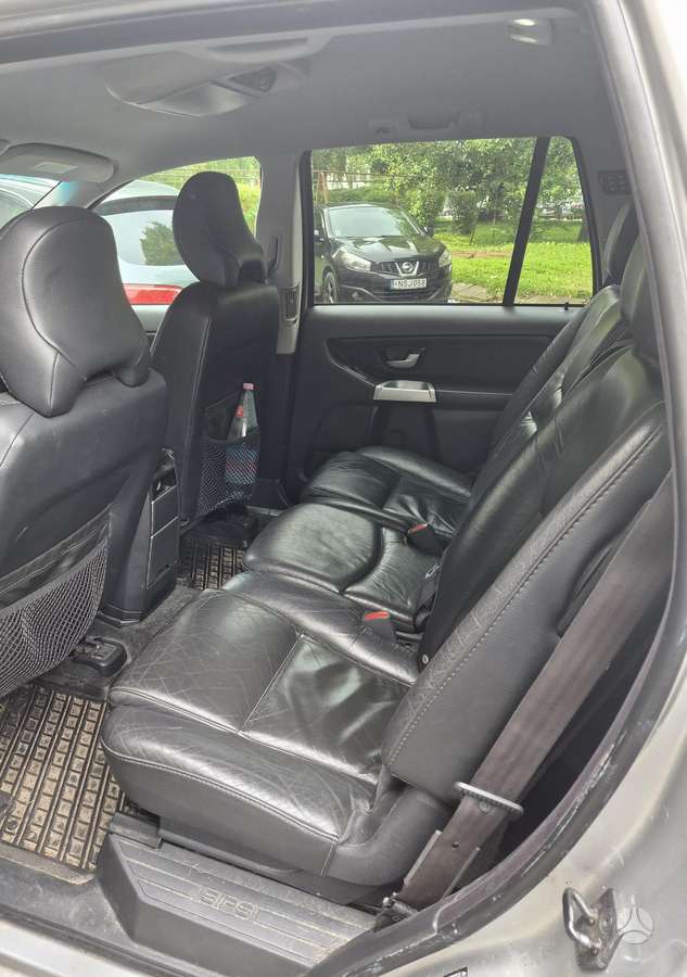 Volvo XC90 2004 — photo 13