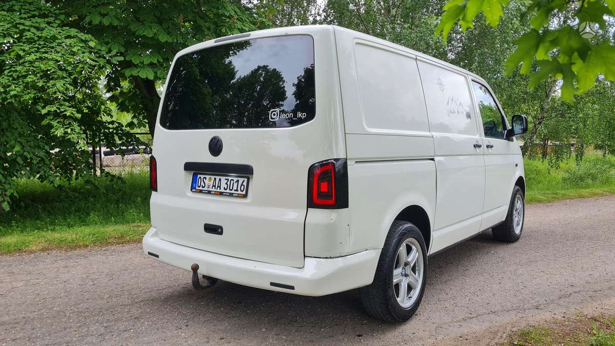 Volkswagen Transporter 2010 — photo 6