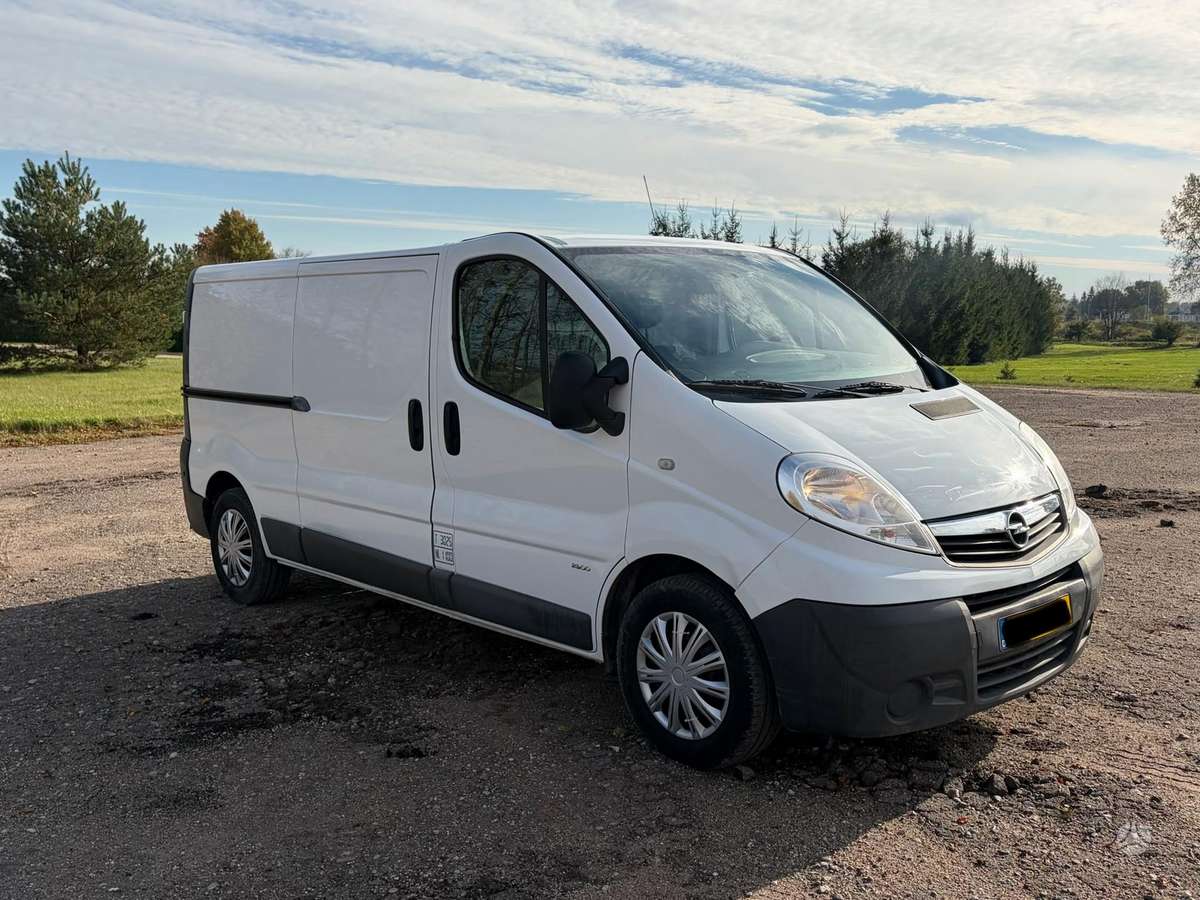 Opel Vivaro 2014 — двигун 2000 cm³, 114 HP (84kW)