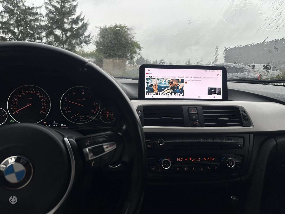 BMW 318 2014 — photo 7