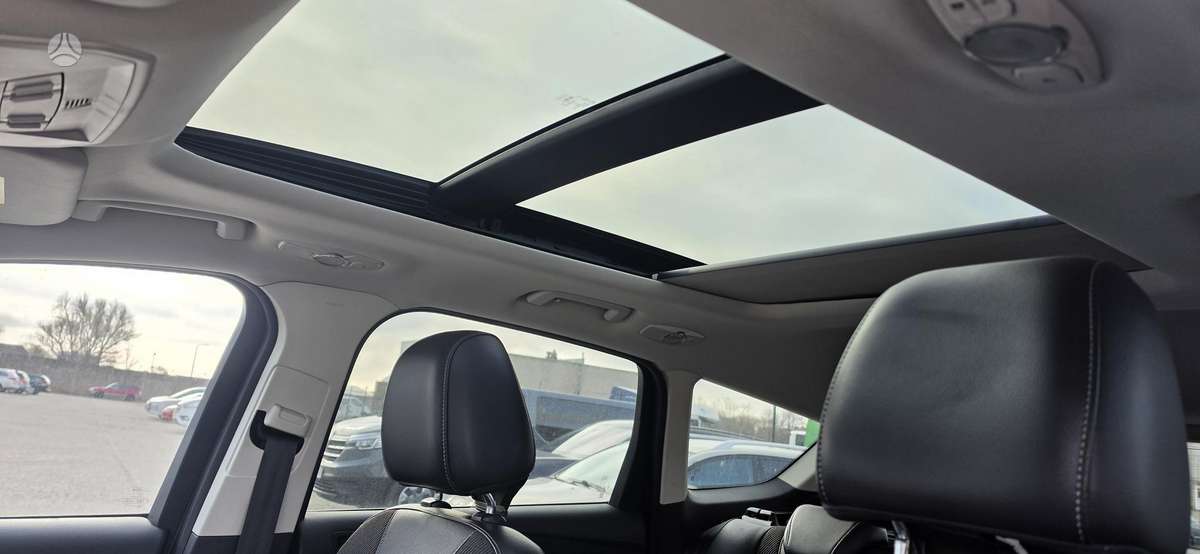 Ford Kuga 2015 — photo 10