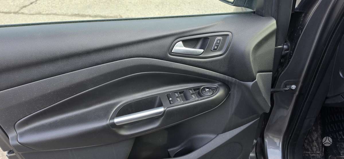 Ford Kuga 2015 — photo 6