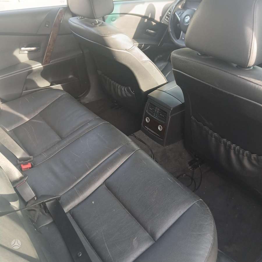 BMW 530 2005 — photo 19