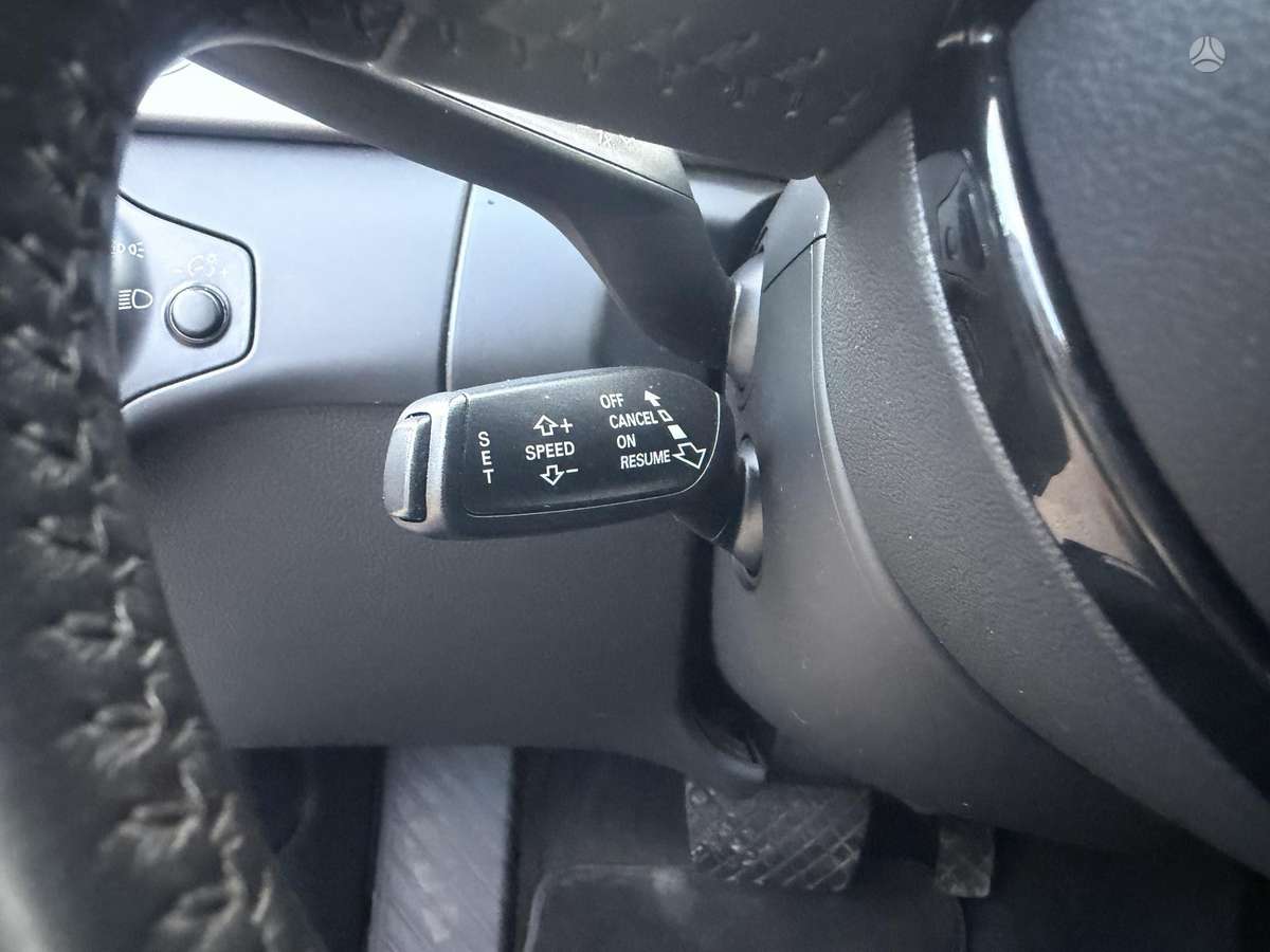 Audi A4 2012 — photo 20