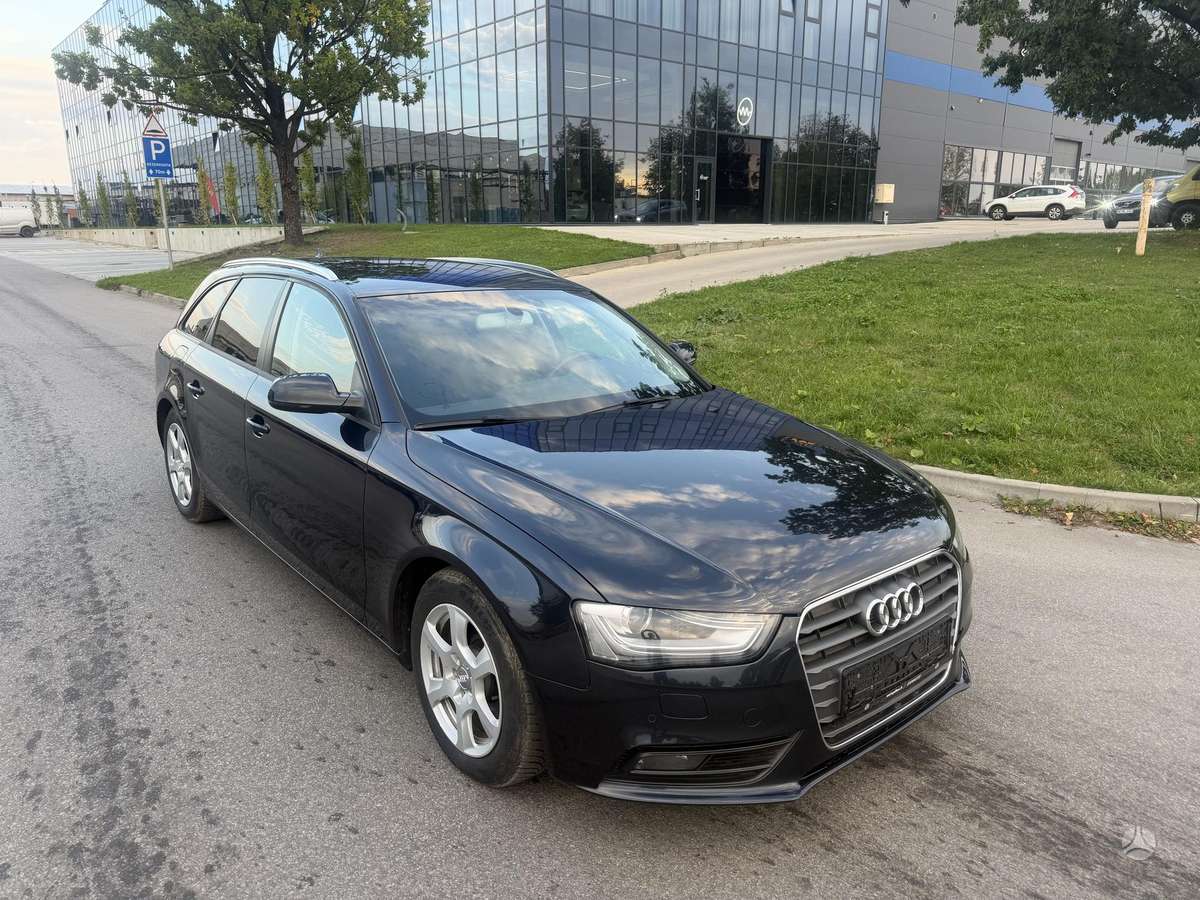 Audi A4 2012 — engine 1968 cm³, 143 HP (105kW)