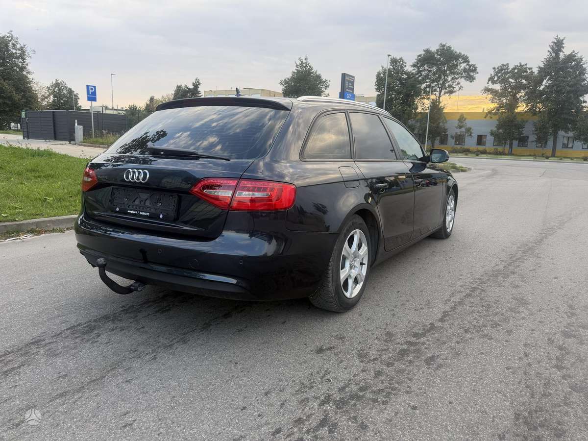 Audi A4 2012 — photo 6