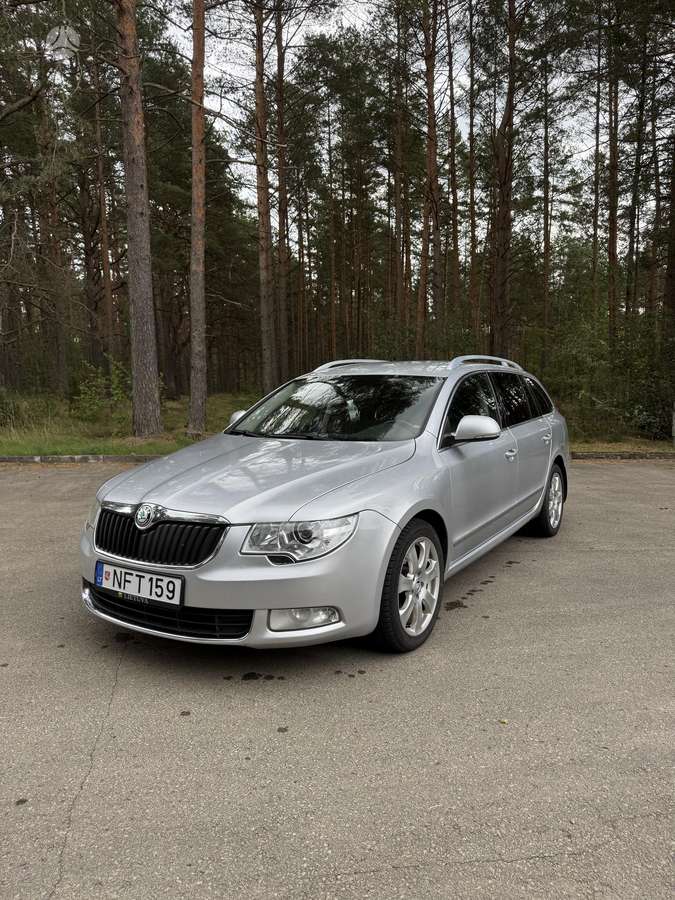 Skoda Superb 2010 — photo 5