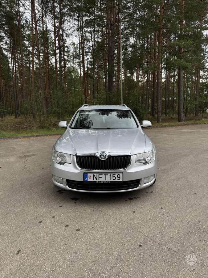Skoda Superb 2010 — photo 6