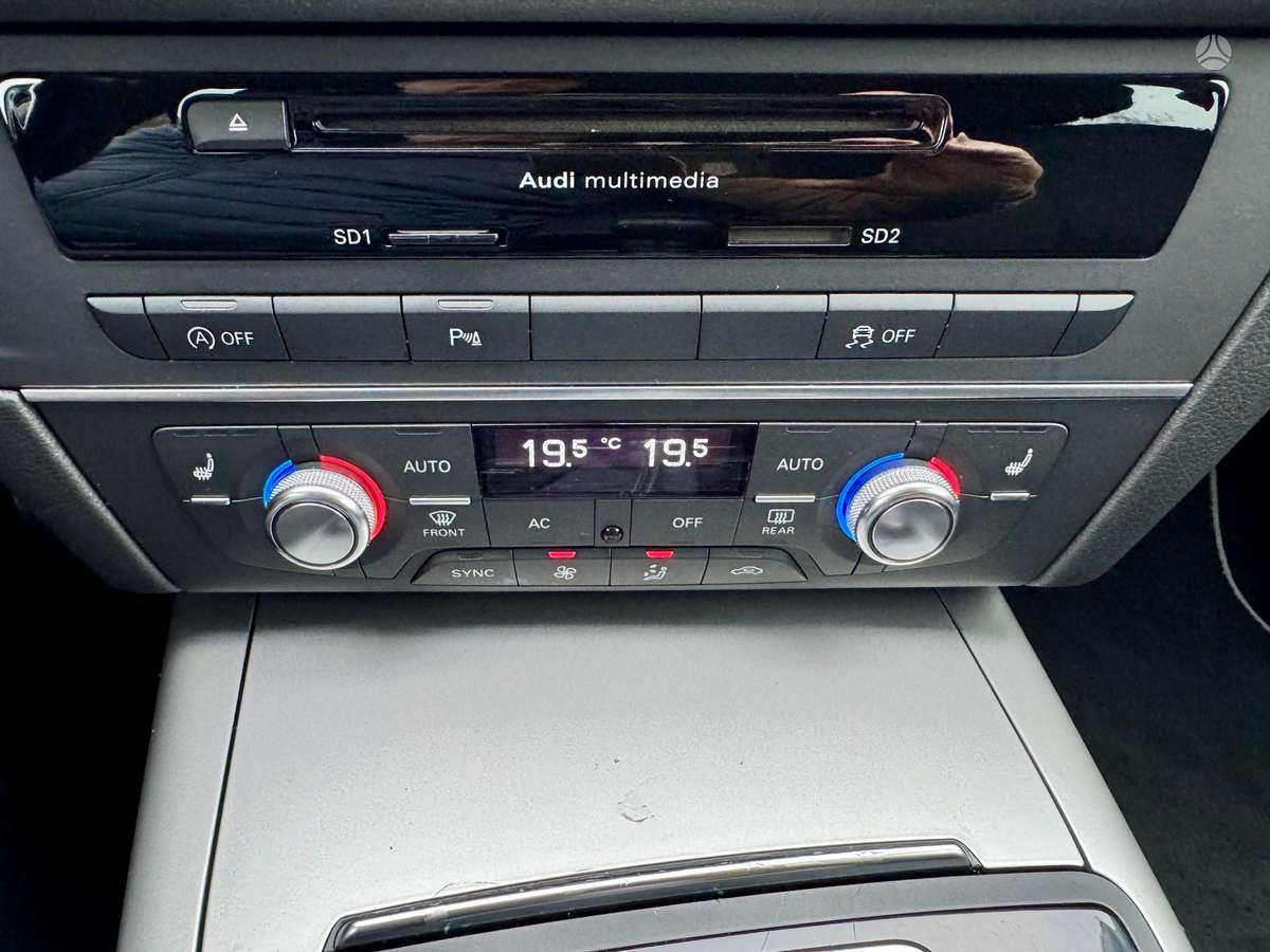 Audi A6 2012 — photo 21