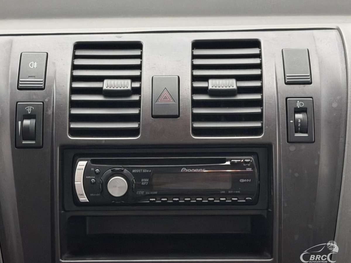 Hyundai Terracan 2005 — фото 16