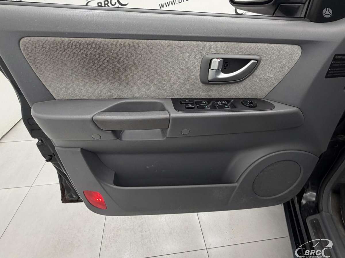 Hyundai Terracan 2005 — фото 20