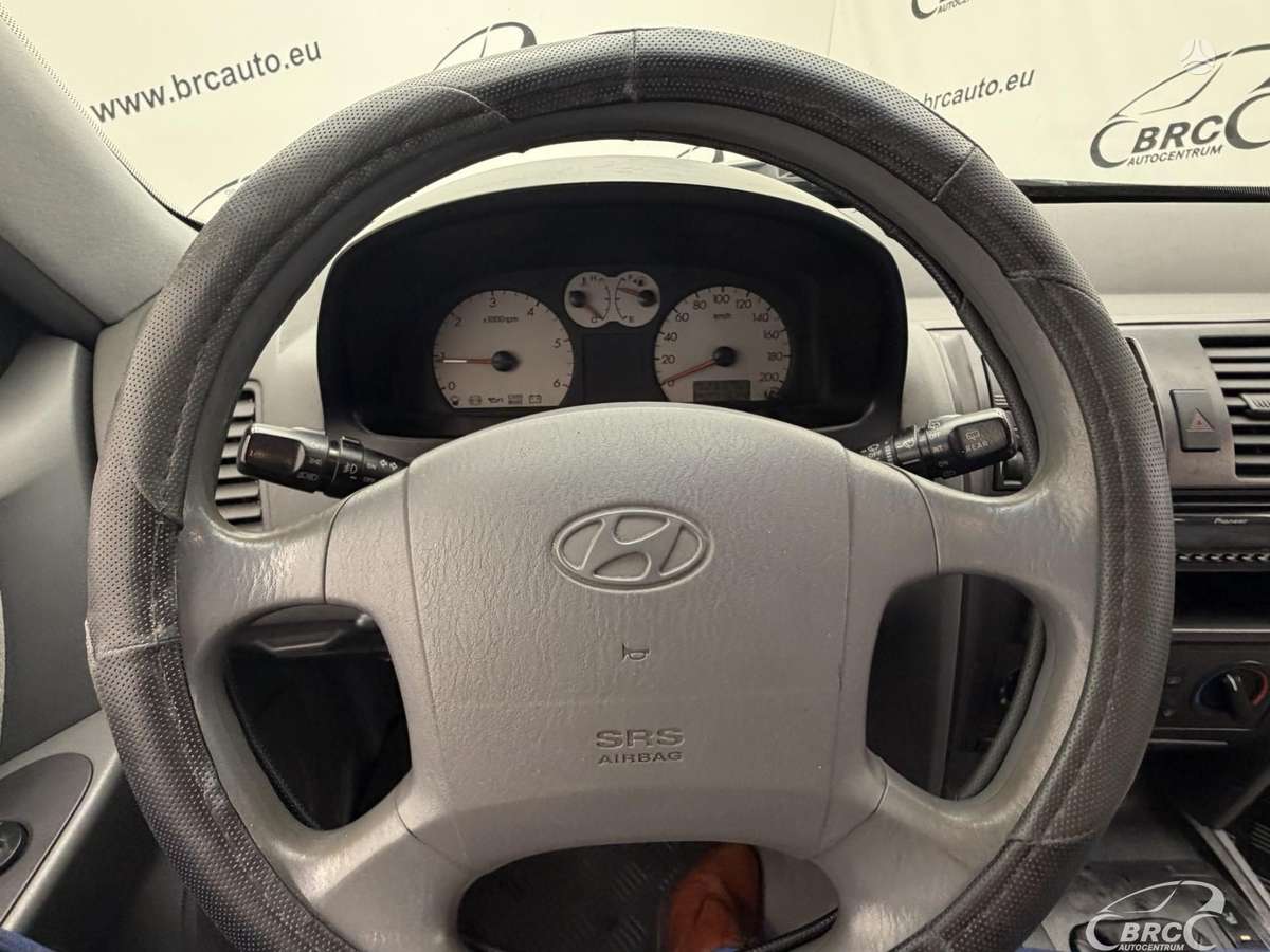 Hyundai Terracan 2005 — фото 27