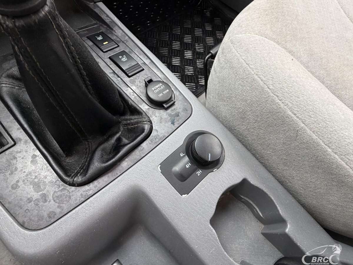 Hyundai Terracan 2005 — фото 29