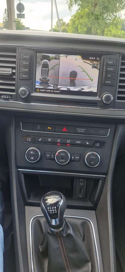 Seat Leon 2015 — photo 14