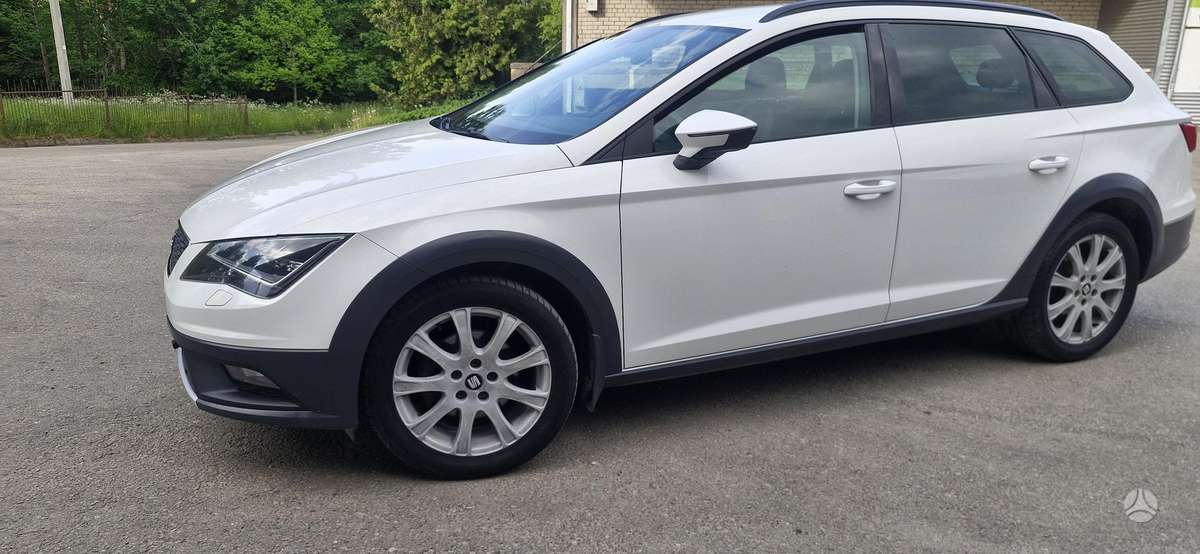 Seat Leon 2015 — engine 1598 cm³, 110 HP (81kW)